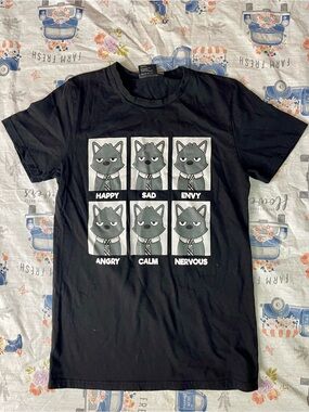 Denis Moody Graphic Tee Small NWOT